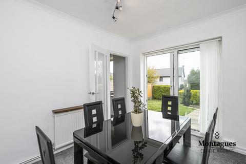 10 Centre Avenue, Epping, CM16 4JU
