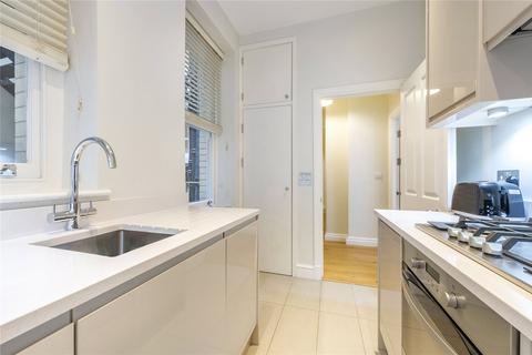 1 bedroom flat to rent, Bedford Court Mansions, Adeline Place, London