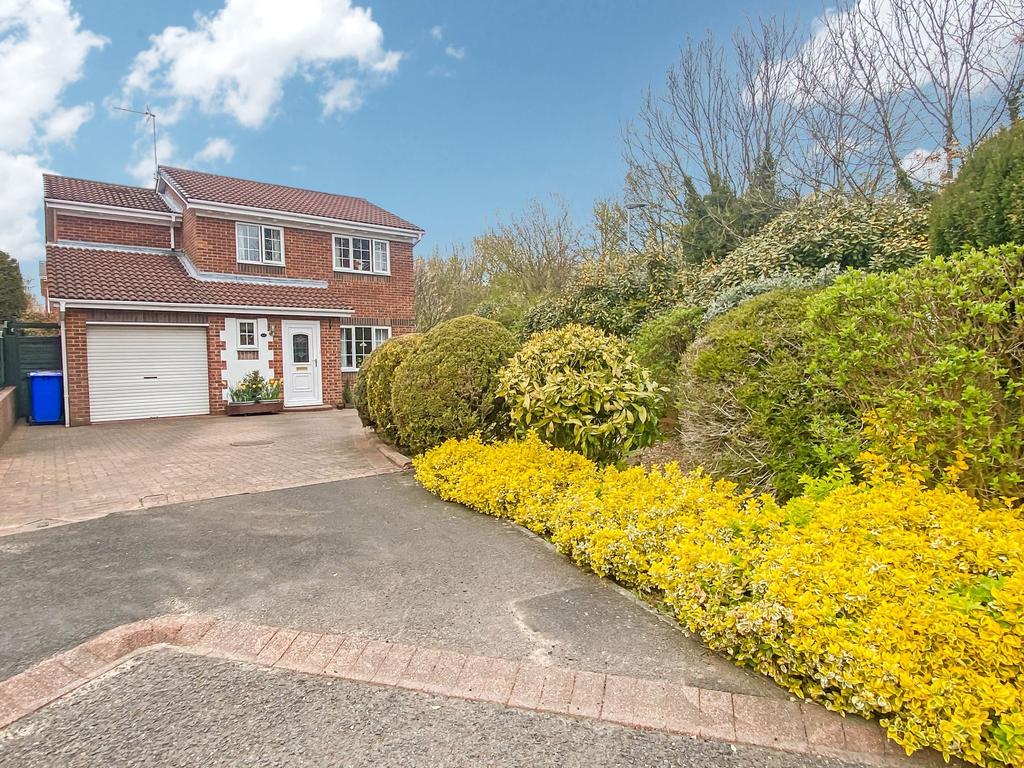 Hauxley Drive, Cramlington... 4 bed detached house £275,000