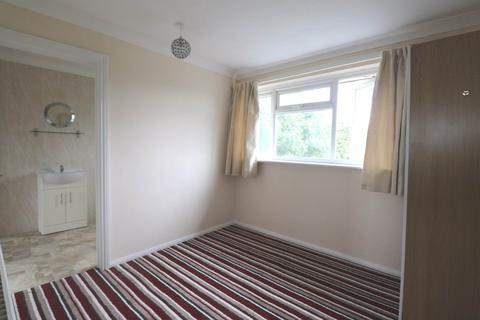 1 bedroom flat to rent, Elvaston Way, Reading