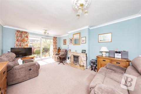 33 Bowes Drive, Ongar, CM5 9AU