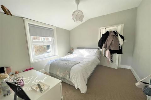 4 bedroom flat to rent, Morrish Road, Brixton