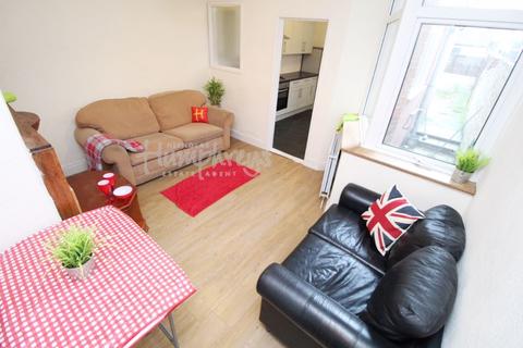 4 bedroom house share to rent - Pretoria Road, Southsea, PO4 - 8am - 8pm Viewings