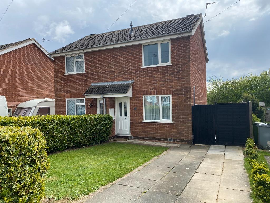 Chelmsford Drive, Grantham, Grantham... 2 bed semidetached house £