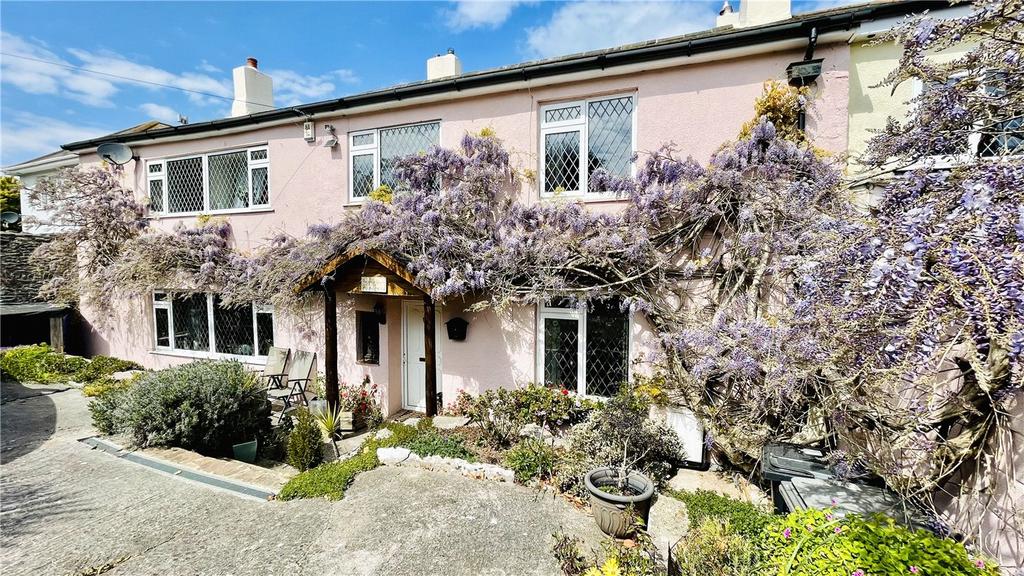 Upton Manor Road, Brixham, TQ5 5 bed semidetached house £520,000