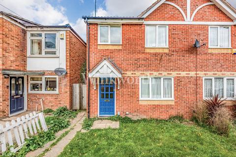 15b, Broomfield Cottages Broomfield Road, London, N13 4NN