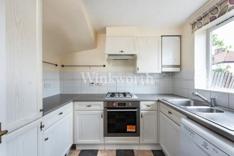 15b, Broomfield Cottages Broomfield Road, London, N13 4NN