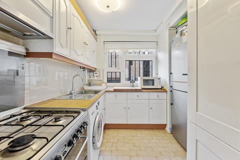 George Vale House E2