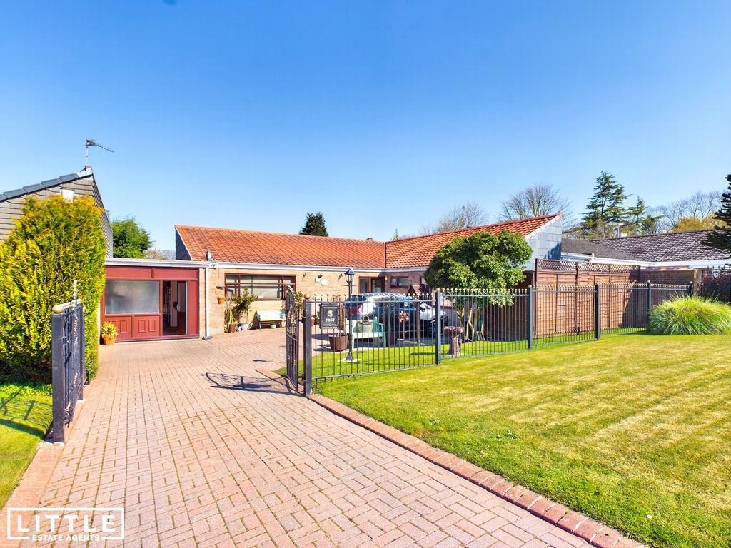 Eccleston Gardens, St. Helens, WA10 3 bed bungalow for sale £365,000