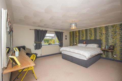 Pippins Meadow Atch Lench Road, Church Lench, Evesham, WR11 4UG
