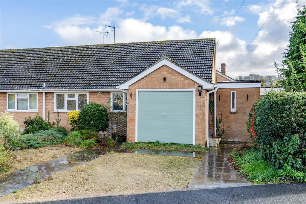 Pound Lane, Mickleton... 2 bed bungalow £280,000