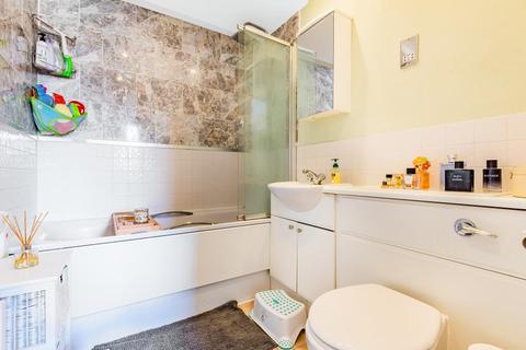 20 Pulteney Close, Isleworth, TW7 6PX