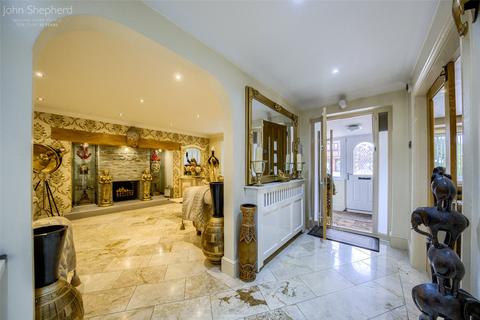 2 Hawthorn Drive, Hollywood, Birmingham, B47 5QT