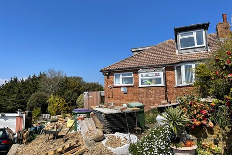 27 White Cliff Way, Folkestone, CT19 6DX