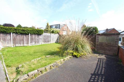8 Kingsway, Lower Darwen, Darwen, BB3 0RF