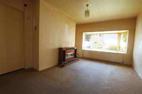 8 Kingsway, Lower Darwen, Darwen, BB3 0RF