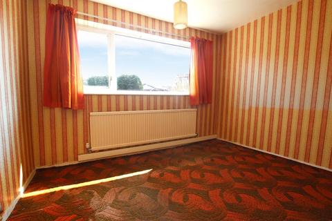 8 Kingsway, Lower Darwen, Darwen, BB3 0RF