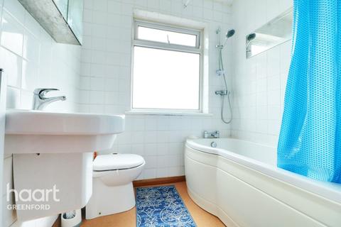 57 Garrick Road, Greenford, UB6 9HU