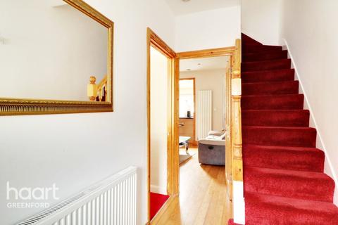 57 Garrick Road, Greenford, UB6 9HU