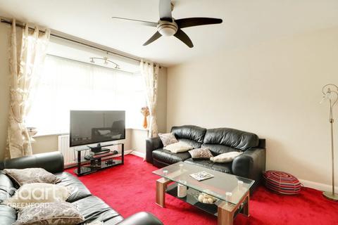 57 Garrick Road, Greenford, UB6 9HU