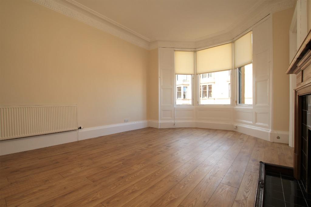 Mingarry Street, Flat 2/R, North Kelvinside, Glasgow, G20 8NT 2 bed