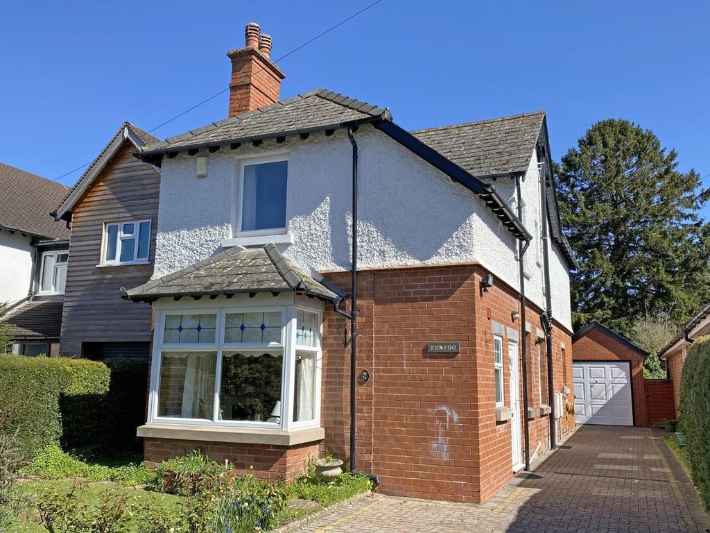 Ferndale Road, Kings Acre, Hereford, HR4 4 bed detached house £400,000