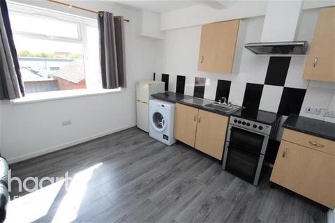 1 bedroom flat to rent, Wharf Street South