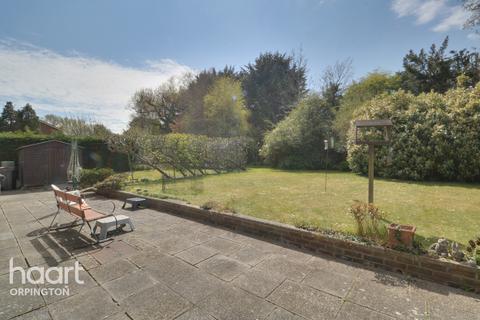3 Mereside, Orpington, BR6 8ET