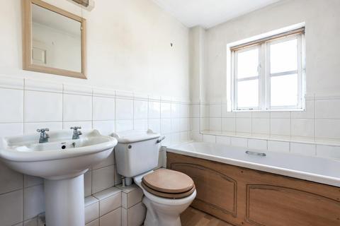 5 Coppice Place, Wormley, Godalming, GU8 5TY