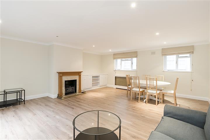 Reception room (Main
