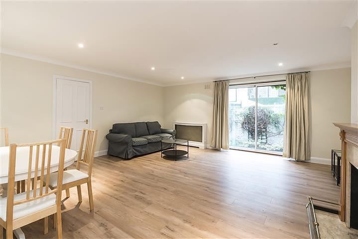 Reception room