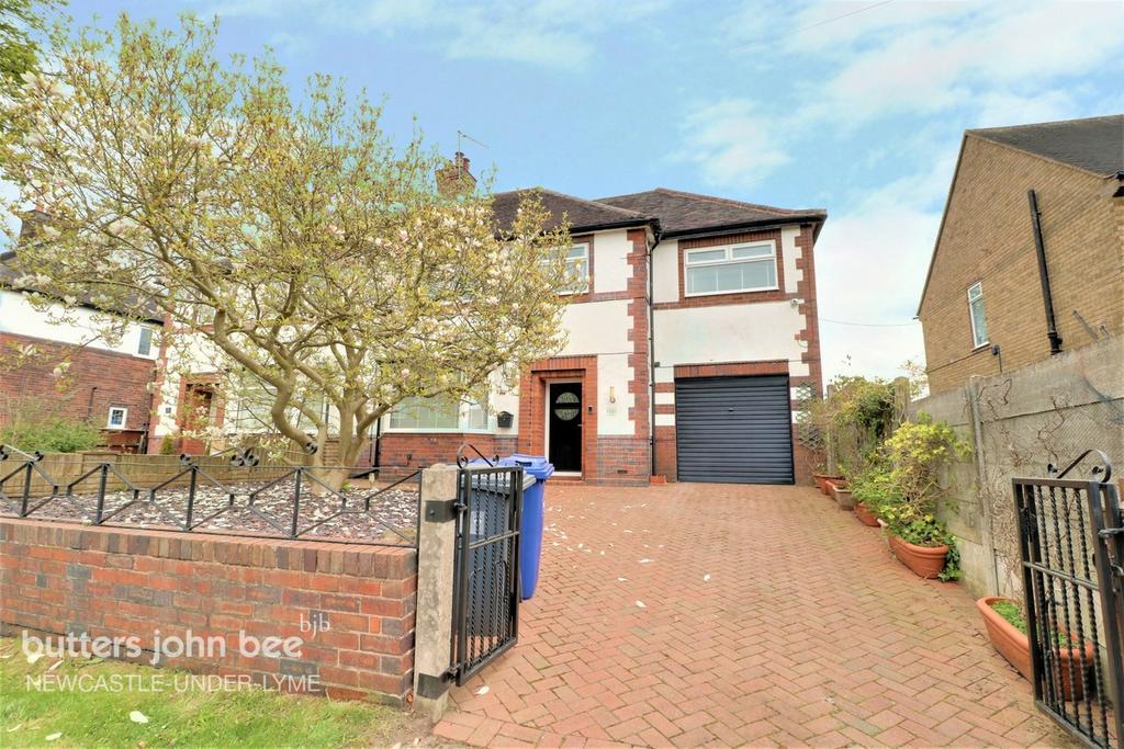 Hanbridge Avenue, Newcastle 4 bed semidetached house £240,000