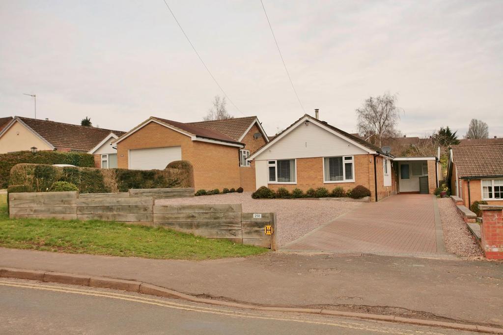 Broughton Road, Banbury 4 bed bungalow £500,000