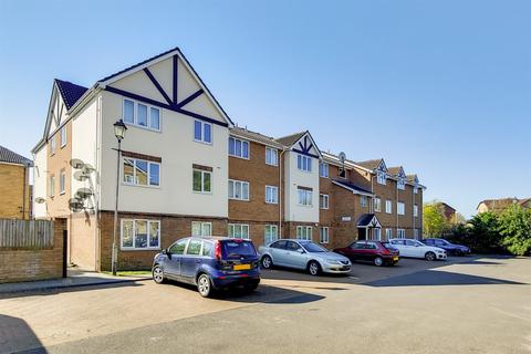 194 Heathfield Drive, Mitcham, CR4 3RH