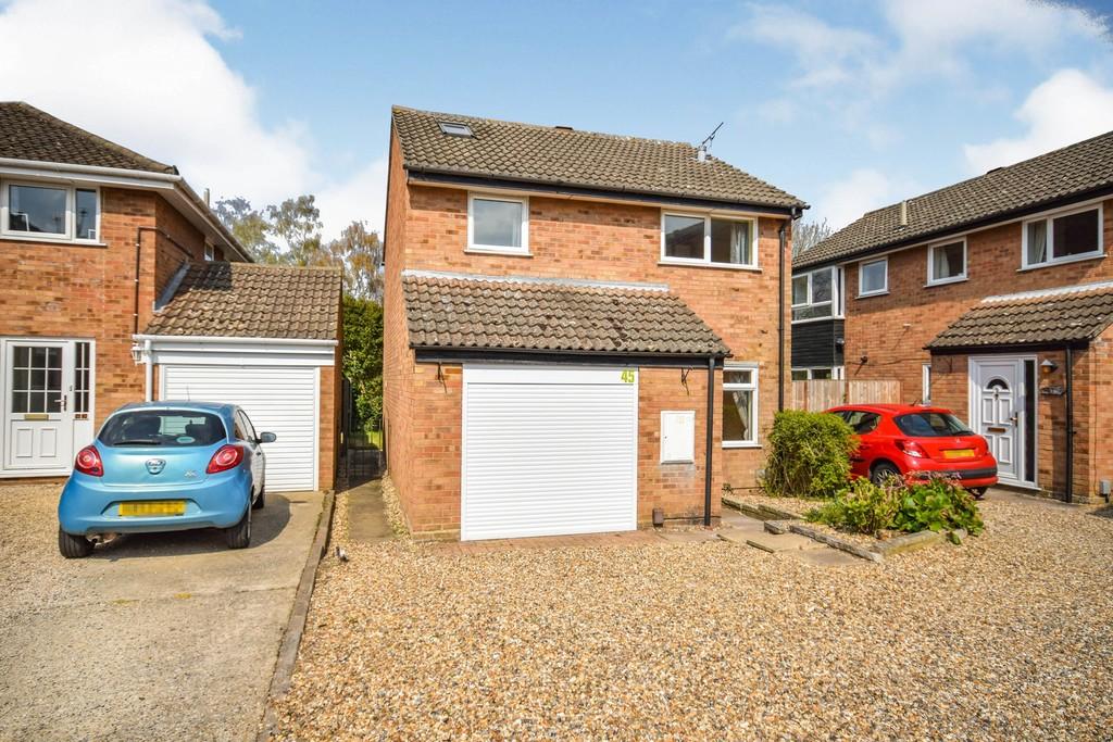 Holworthy Road, Norwich, NR5 3 bed detached house £235,000