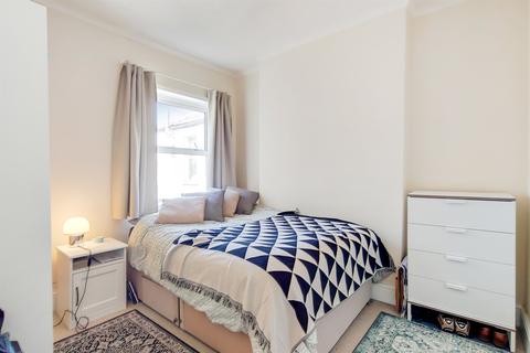 26a Edgington Road, London, SW16 5BS