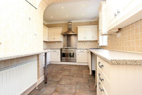 19 Garden Close, Banstead, SM7 2QB