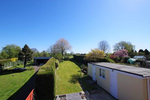 4 Leigh Lane, Bramshall, Uttoxeter, ST14 5DN