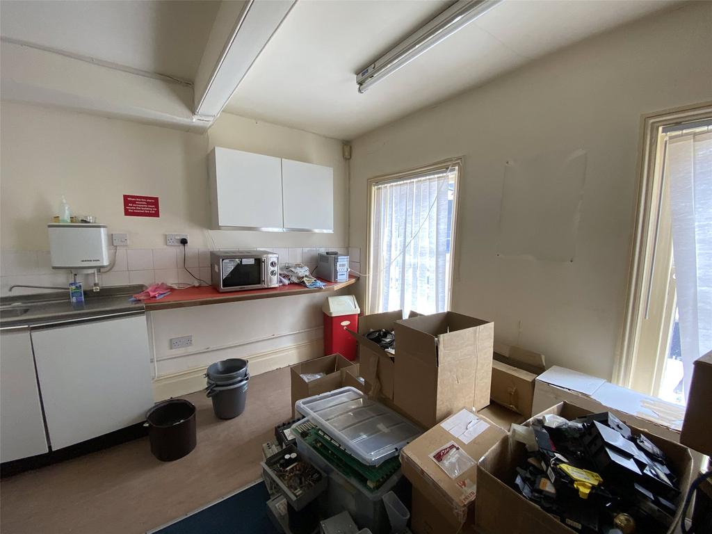 Kitchenette