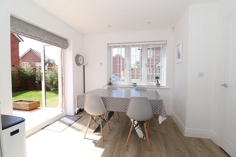 5 Maple Lane, Burton Green, Kenilworth, CV8 1TP