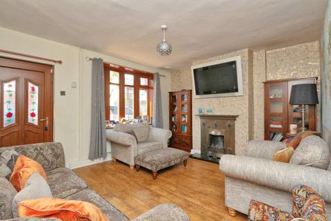 8 Arthur Avenue, Worsley, Manchester, M28 3QF