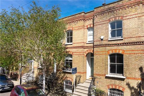 30 Ravensdon Street, London, SE11 4AR