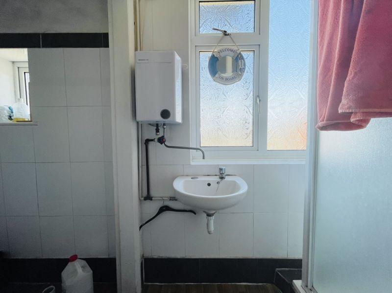 Ground floor shower