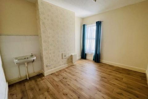 170 Park Street, Grimsby, DN32 7NS
