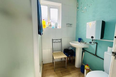 170 Park Street, Grimsby, DN32 7NS