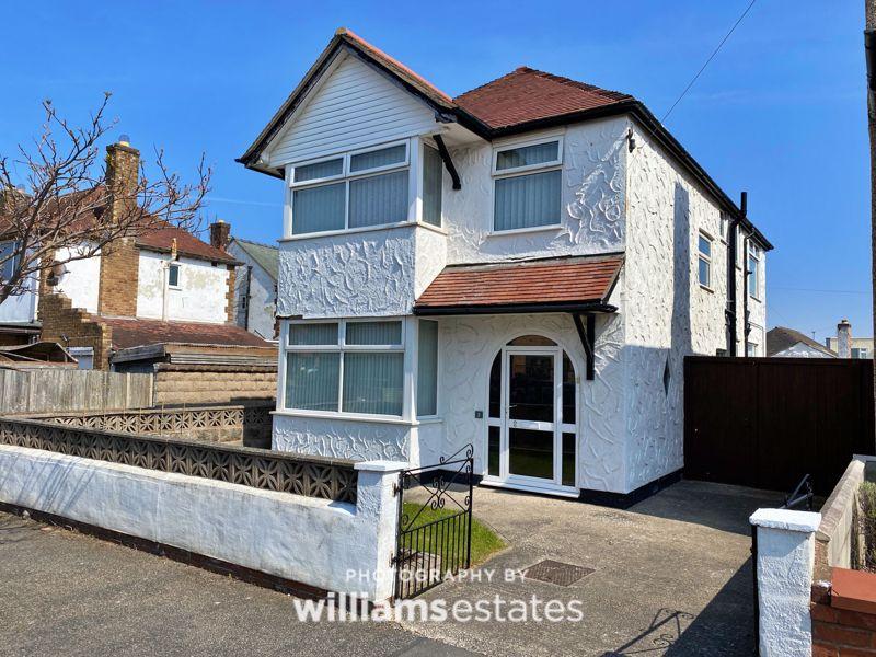 Grove Park Avenue, Rhyl 4 bed detached house £205,000