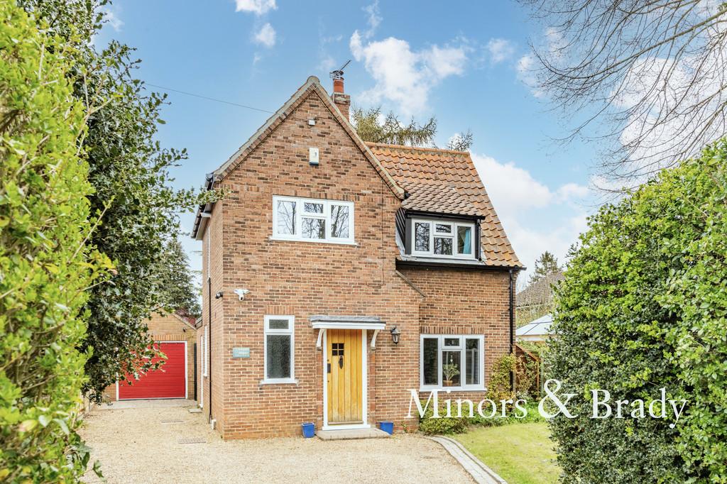 Green Lane North, Thorpe End 3 bed detached house £475,000