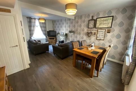 18 Crawshay Road, Tonypandy, CF40 1TD