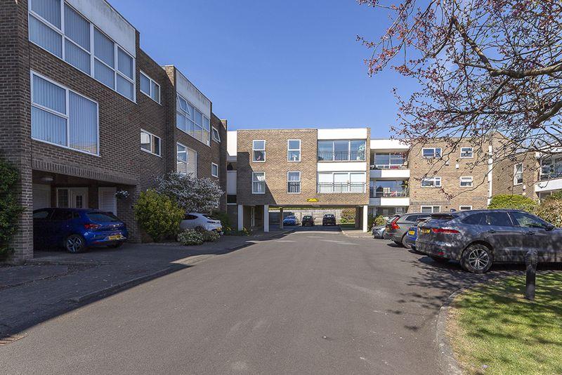 Albany Mews, Montagu Avenue, Gosforth, Newcastle Upon Tyne 2 bed