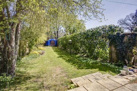 Meadow View Duffield Lane, Stoke Poges, Slough, SL2 4AH